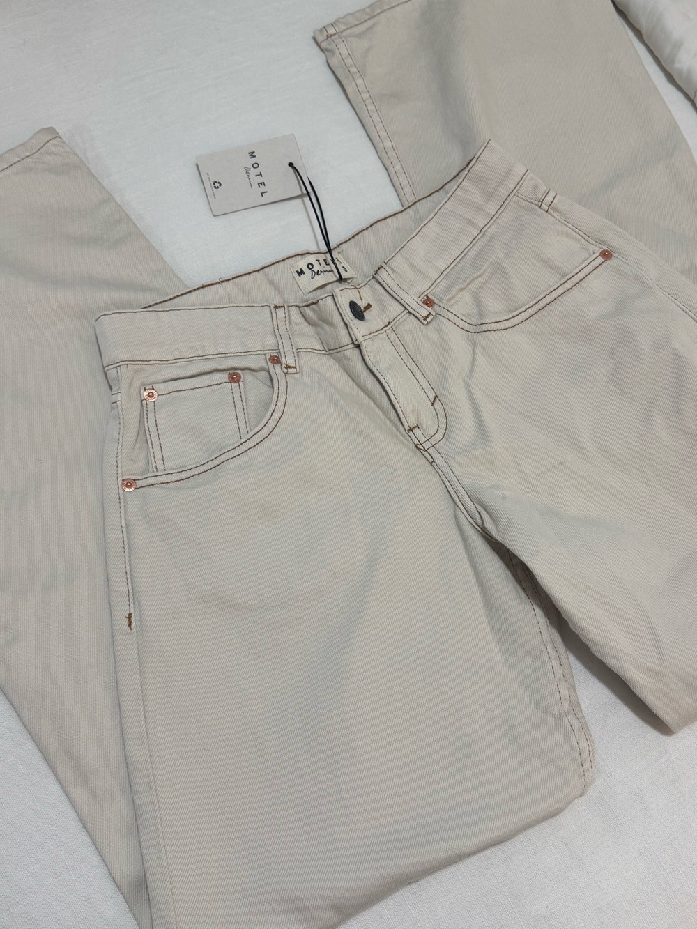 Motel Rocks White low rise jeans - Picture 2 of 6